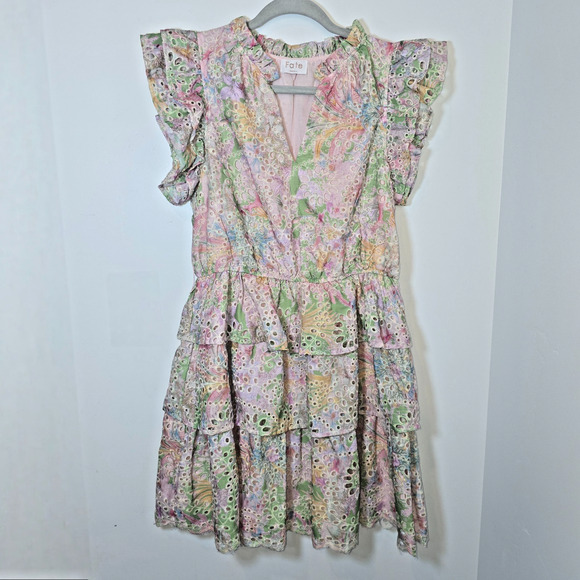FATE Tiered Floral Dress Pink Sleeveless Eyelet Lined Womens Small V-Neck - Picture 2 of 11